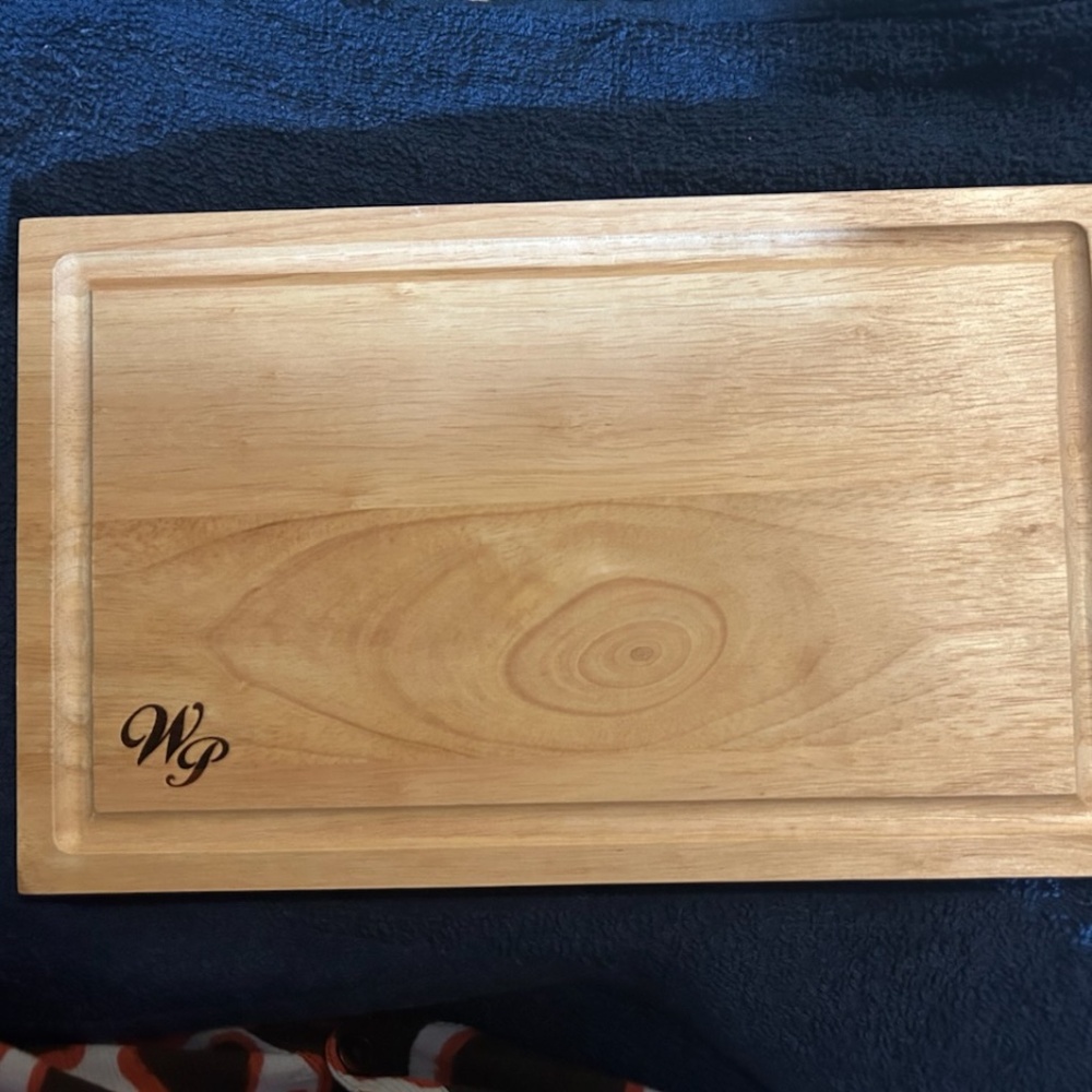 Santoku Wood Kitchen Cutting Board with Knife holder